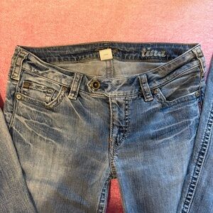 Y2k low rise flare jeans